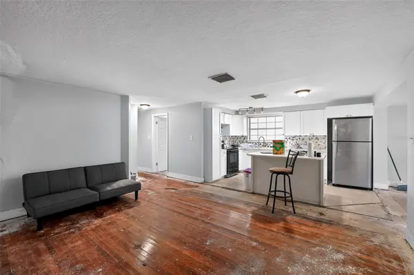 10109 MAIN ST, Thonotosassa, FL 33592