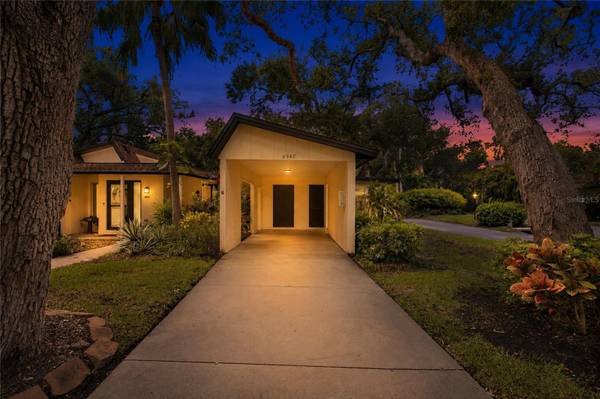 6947 WOODWIND DR #77, Sarasota, FL 34231