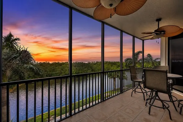 3329 SUNSET KEY CIR #204, Punta Gorda, FL 33955