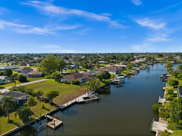 3022 SE 6TH AVE, Cape Coral, FL 33904