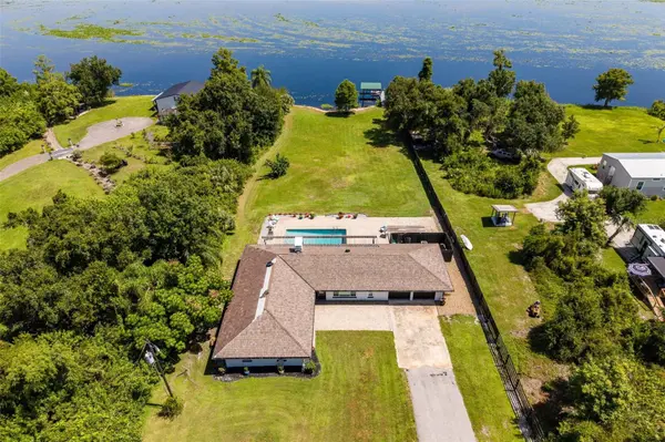 37951 WASHINGTON LOOP RD, Punta Gorda, FL 33982