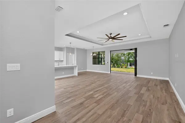 9590 HONEYMOON DR, Port Charlotte, FL 33981