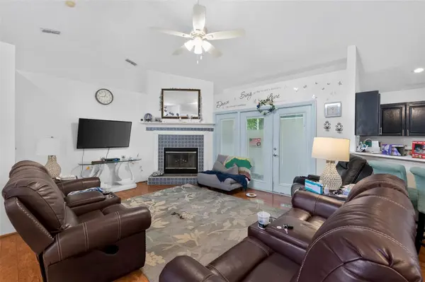 4353 DINNER LAKE DR, Lake Wales, FL 33859