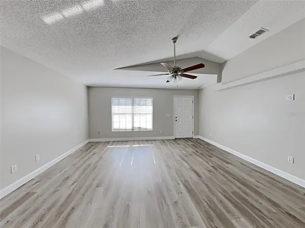 5500 CRISSMAN DR N, St Petersburg, FL 33714