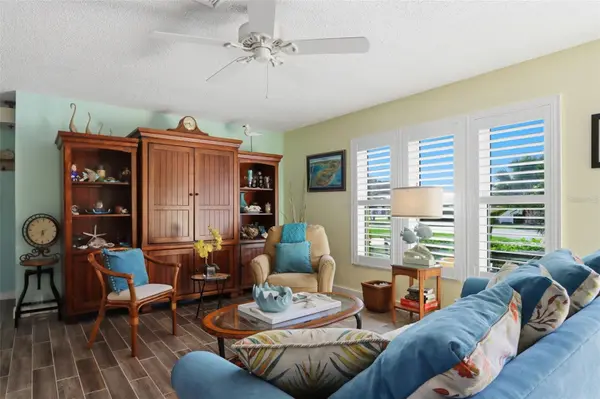 510 CIRCLEWOOD DR #P1-2, Venice, FL 34293