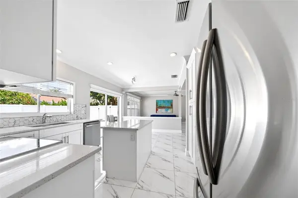 13225 HAMPTON PARK CT, Fort Myers, FL 33913