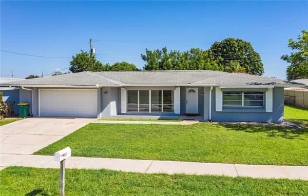 326 WHERLEY AVE SE, Port Charlotte, FL 33952