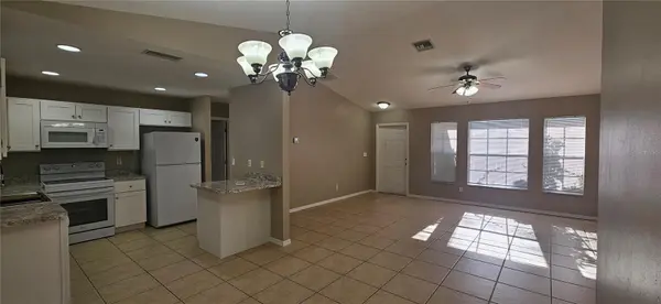 3740 SW SANTA BARBARA PL, Cape Coral, FL 33914