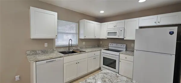 3740 SW SANTA BARBARA PL, Cape Coral, FL 33914