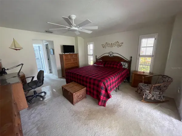 1091 VENTURE CT, Punta Gorda, FL 33983