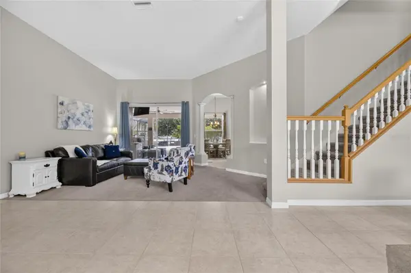 111 FALLING WATER DR, Brandon, FL 33511