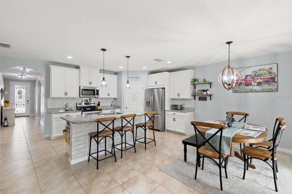 3215 BIRCHIN LN, Fort Myers, FL 33916