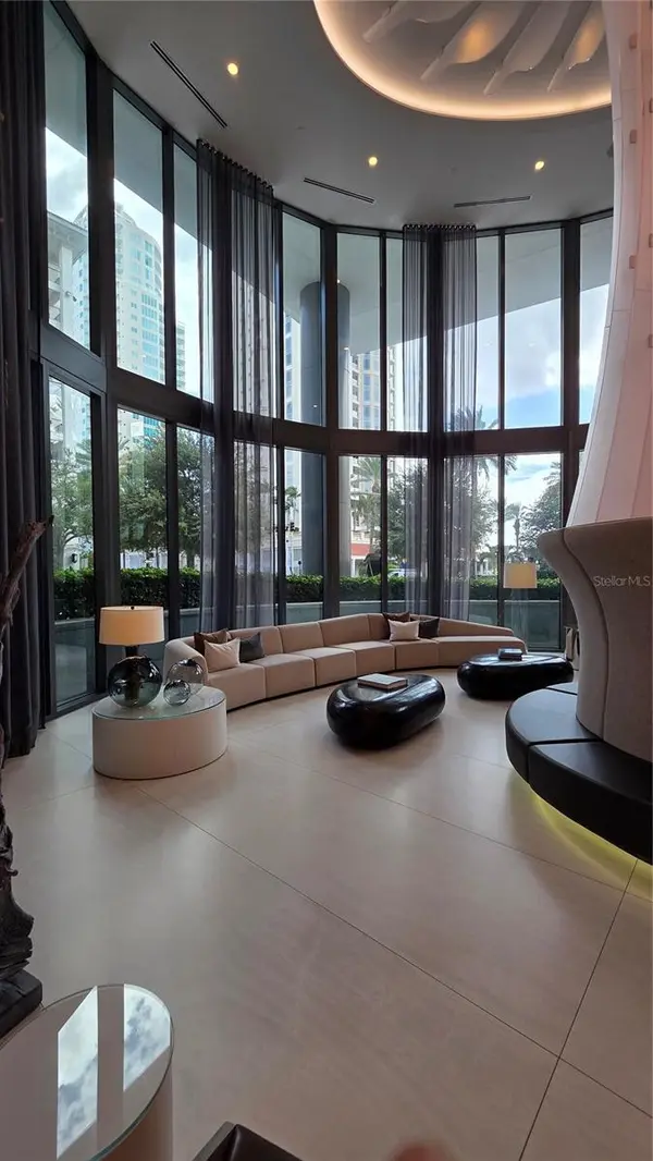 100 1ST AVE N #2406, St Petersburg, FL 33701
