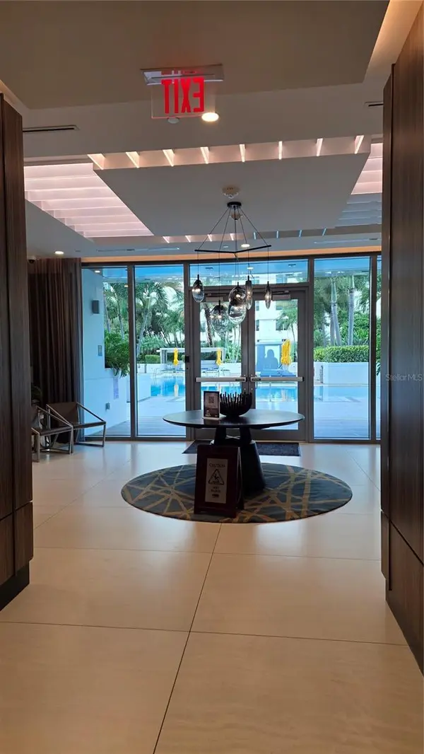100 1ST AVE N #2406, St Petersburg, FL 33701