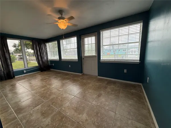 4339 S BAY CIR, North Fort Myers, FL 33903