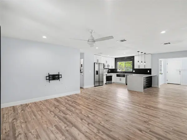 4060 AVANTI CIR, North Port, FL 34287