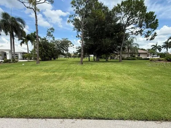 3030 BIG BEND CIR, Punta Gorda, FL 33955