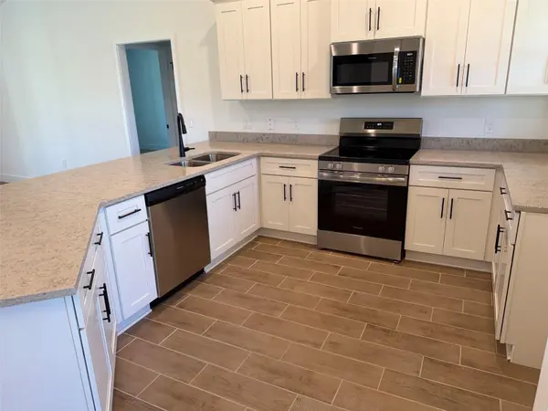 1252 FLEETWOOD DR, Port Charlotte, FL 33948
