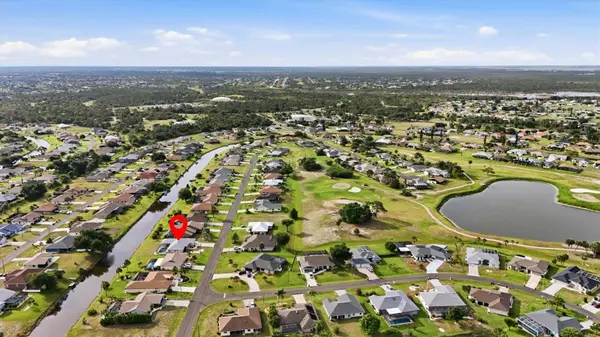 175 BUNKER RD, Rotonda West, FL 33947