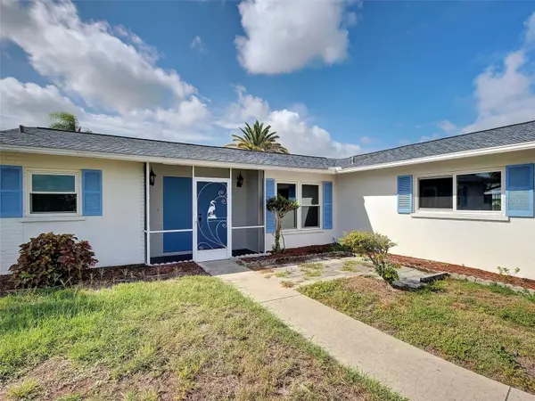412 PINE TREE TER, Venice, FL 34293