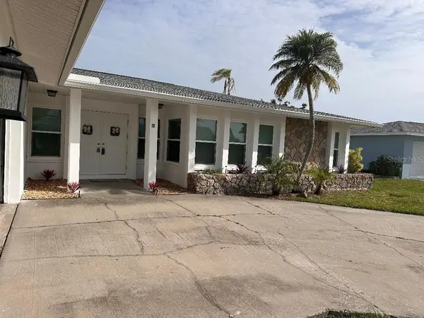 18 GOLFVIEW CT, Rotonda West, FL 33947