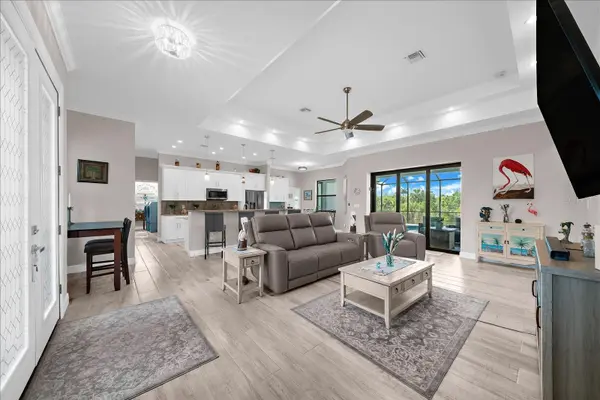 15504 HENNIPEN CIR, Port Charlotte, FL 33981