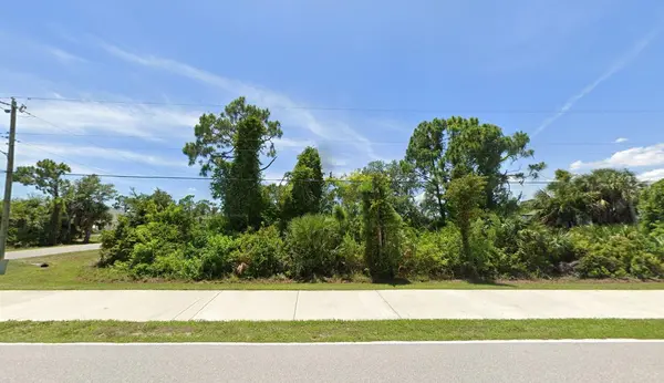 10163 &10171 HALLENDALE DR, Port Charlotte, FL 33981