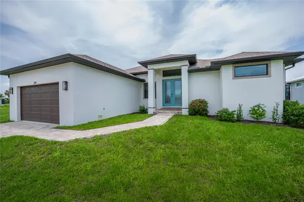 224 W PINE VALLEY LN, Rotonda West, FL 33947