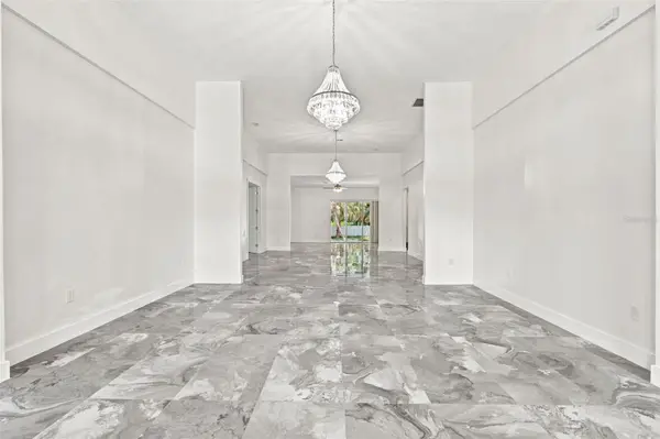 1853 DELLA DR, Naples, FL 34117