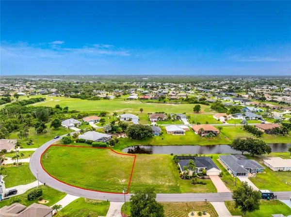 19 MEDALIST PL, Rotonda West, FL 33947