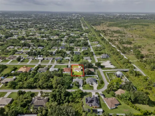 8580 W PRICE BLVD, North Port, FL 34291