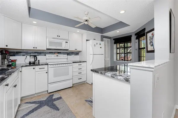 511 PINE HOLLOW CIR #511, Englewood, FL 34223