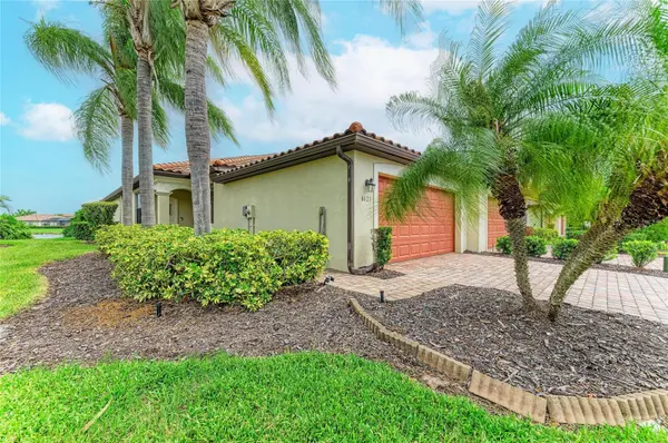 6623 CANDLESTICK DR, Bradenton, FL 34212