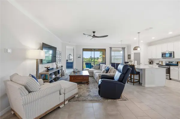 10821 TARFLOWER DR #202, Venice, FL 34293