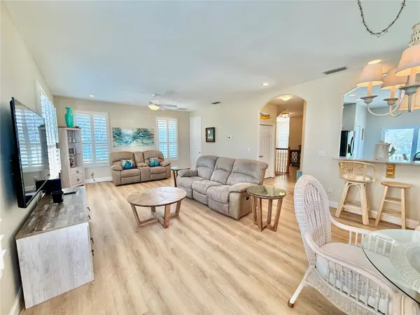 107 6TH ST N, Flagler Beach, FL 32136