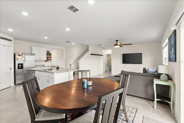 1317 MIDDLE LAKE DR, Ormond Beach, FL 32174