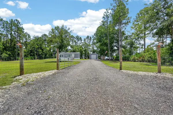 4825 PECAN AVE, Bunnell, FL 32110
