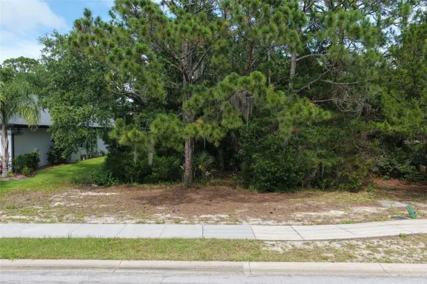 18 N LAKEWALK DR, Palm Coast, FL 32137