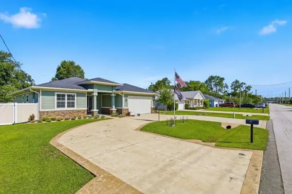45 LARAMIE DR, Palm Coast, FL 32137