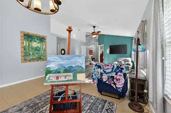 18 OAK VILLAGE DR, Ormond Beach, FL 32174