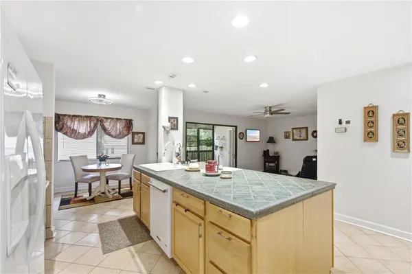 314 PALM COAST Pkwy NE #202, Palm Coast, FL 32137