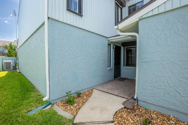 1746 WINDSONG CIR, Flagler Beach, FL 32136