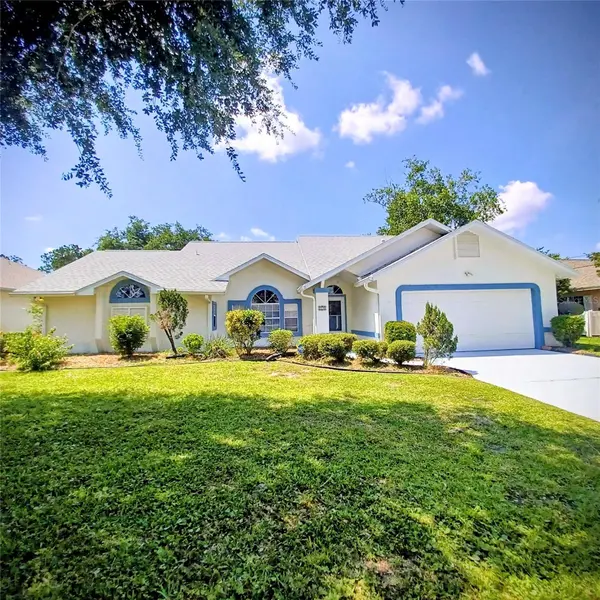 18 WESTCLIFFE LN, Palm Coast, FL 32164