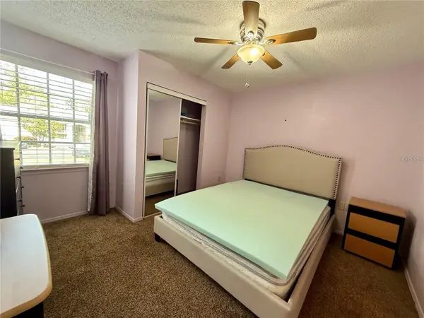 3705 SW 27TH ST #525, Gainesville, FL 32608