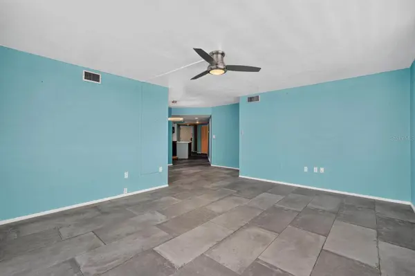 935 N HALIFAX AVE #406, Daytona Beach, FL 32118