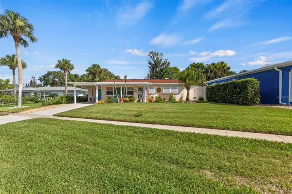 67 SEABREEZE DR, Ormond Beach, FL 32176