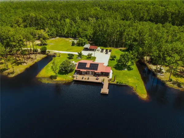 153897 COUNTY ROAD 108, Yulee, FL 32097