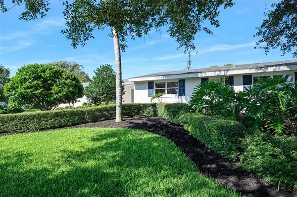 240 OAK DR, Ormond Beach, FL 32176
