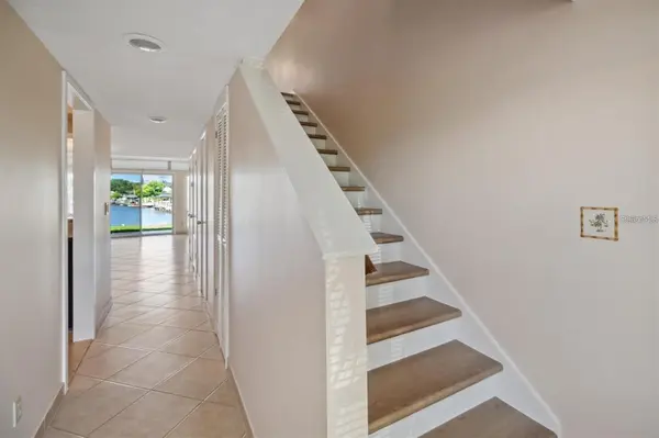 44 CLUBHOUSE DR #105, Palm Coast, FL 32137