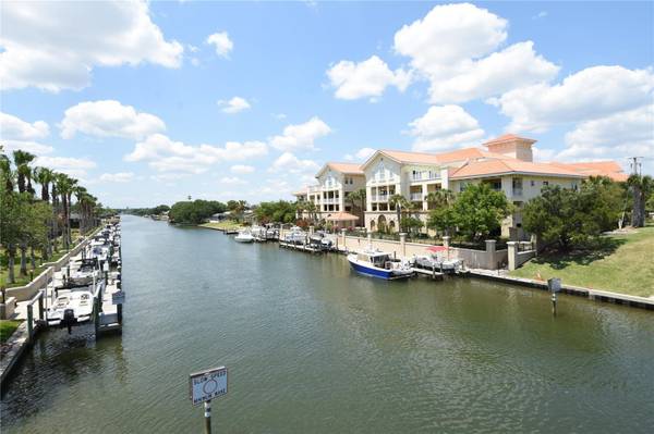 100 BELLA HARBOR CT #111, Palm Coast, FL 32137